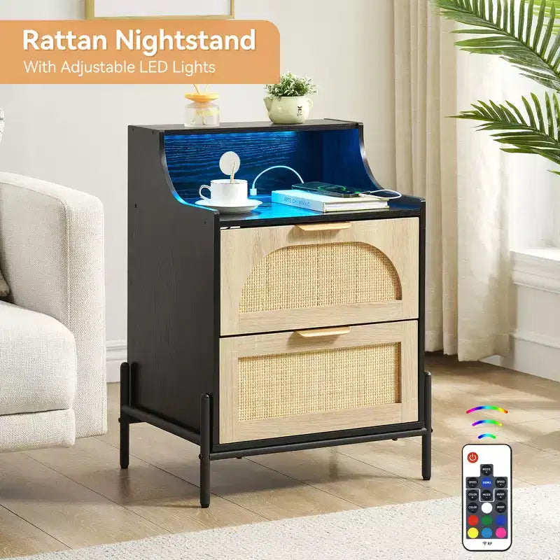 Nightstand with 2 Wicker Storage Drawers, Modern Bedside Table, Sturdy Wood Legs, Rattan Accent Side Table for Living Room, Large Storage Surface